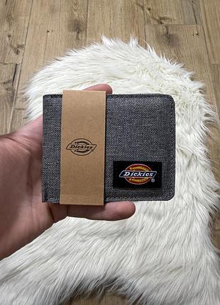 Гаманець dickies | компактний нейлоновий гаманець 11×9 см у практичному streetwear дизайні сірий