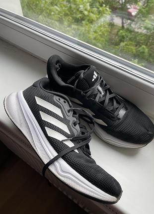 Кросівки adidas 44 розмір