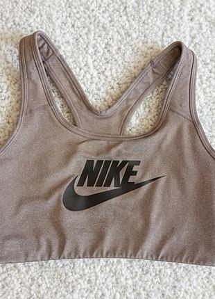 👟 спортивний топ nike dri-fit 🔥 оригінал у стані 10/10! сірий бра для тренувань та залу ⚡️ найк спортивный топ бра
