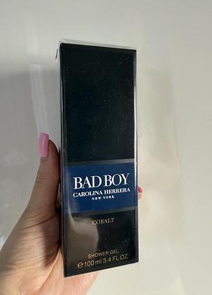 Carolina herrera bad boy гель для душу чоловічий парфумований 100 мл