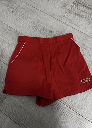 Оригінальні шорти asics