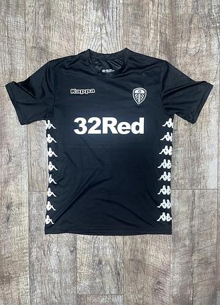Футболка leeds
