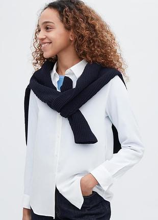 Рубашка женская uniqlo белого цвета