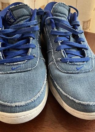 Баскетбольні кросівки nike