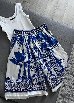 Стильні легкі атласні шорти-бермуди zara