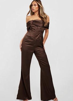 Атласний комбінезон від boohoo