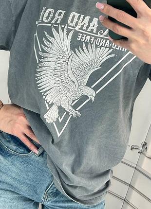 Турецька оверсайз бавовняна футболка зі стразами в принт орел rock and roll рок раанка рвана
