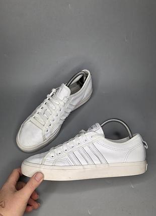 Кроссовки adidas