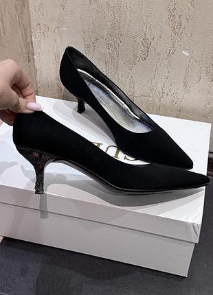 Туфлі stuart weitzman