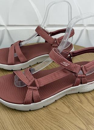 Нові оригінальні босніжки skechers
