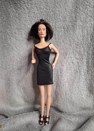Колекційна лялька вікторії бекхем ("posh spice") з гурту spice girls, випущеною компанією galoob у 1997 році