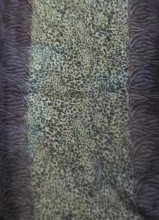 Жіночий ,широкий, двох кольоровий,шарф -палантин з невеликими пензликами