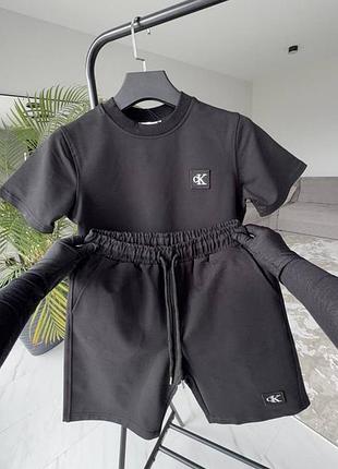 Літній костюм calvin klein
