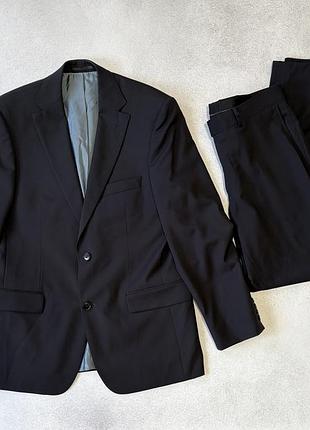 Чоловічий костюм hugo boss з натуральної вовни, чорний 48/46