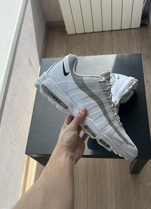 Кросівки nike