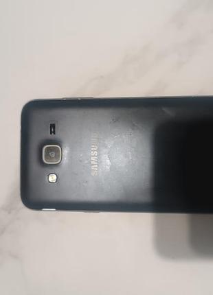 Samsung j3 (2016)
черного цвета 2