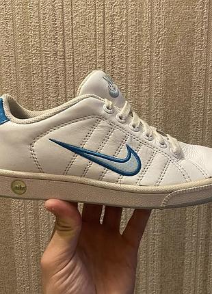 Кросівки nike