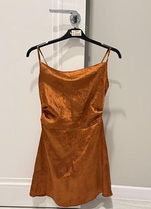 Атласна сукня shein