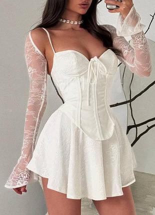 Распродажа платье prettylittlething премиум корсетная