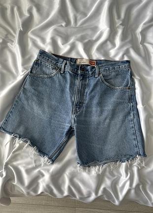 Джинсові шорти у вінтажному стилі levi's