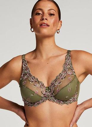 Бюстик базовий на кісточках hunkemoller.