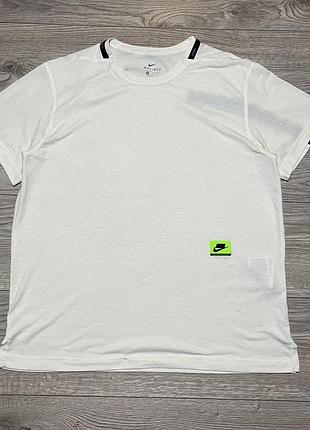 Футболка nike m size