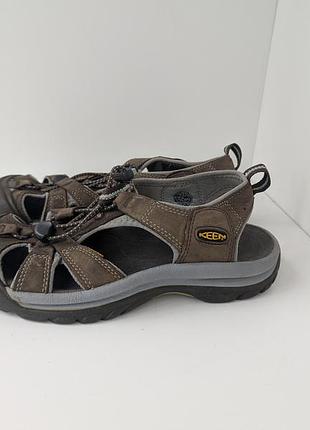 Сандалии keen