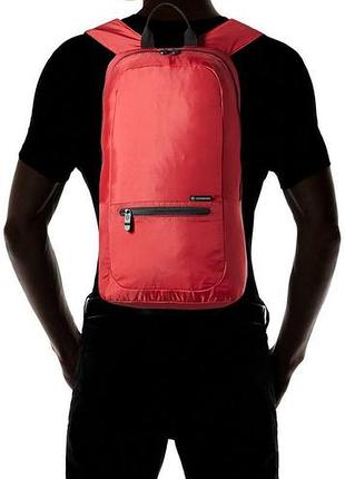 Стильный и легкий рюкзак 
victorinox packable backpack