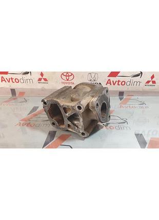 Корпус термостата md307132 mitsubishi pajero sport 1 rhd