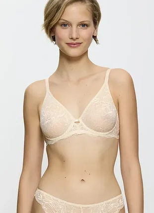 Бюстгальтер soft triumph amourette charm 95в