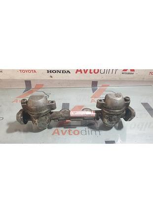 Паливна рампа 17533aa070 subaru legacy 1994-1998