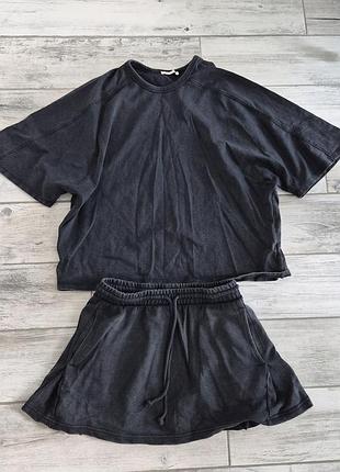 Костюм юбка футболка  zara
