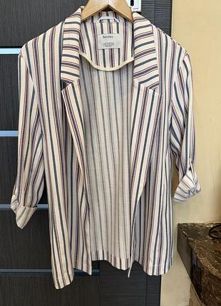 Піджак bershka, xs