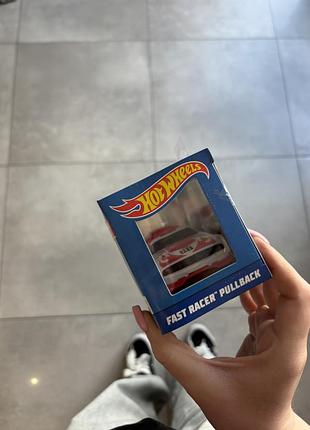 Машинка hot wheels 3