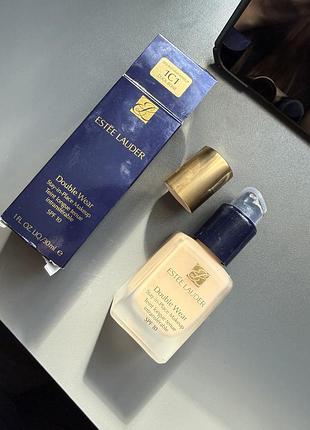 Тоналка estée lauder
