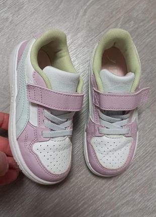 Кросівки для дівчинки puma