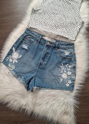 Красивые короткие женские шорты с вышивкой denim co, р.44-46 (м)