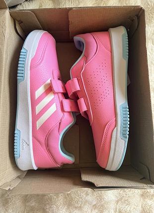 Adidas кросівки дитячі