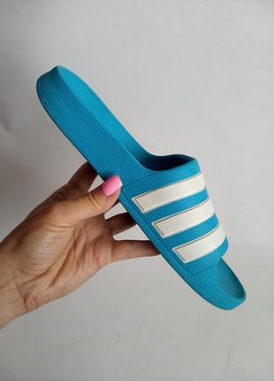 Тапки adidas 5