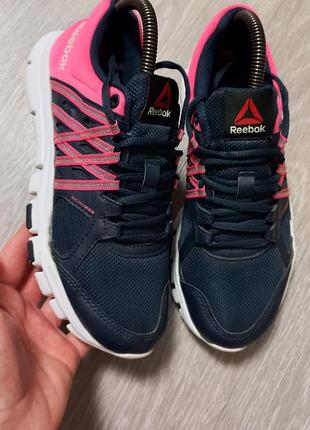 Жіночі кросівки reebok