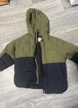 Курточка zara 4-5 років зимова