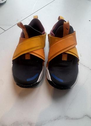 Nike кроссовки