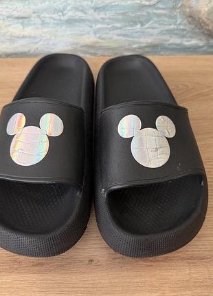 Шльопанці mickey 5