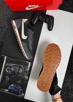 Nike md runner 2 dark grey beige 4