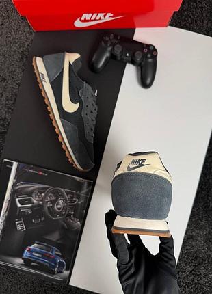 Nike md runner 2 dark grey beige 7
