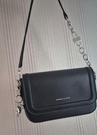 Жіноча сумка у стилі крос-боді charles keith black