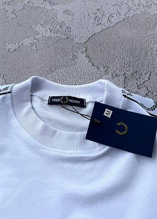 Свитшот fred perry 2