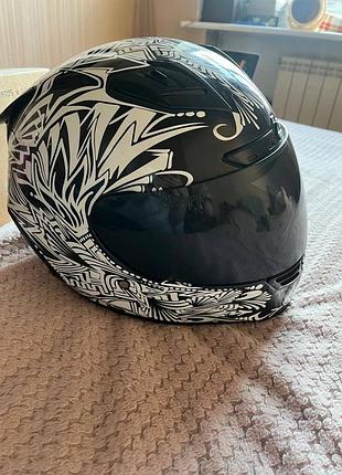 Мотошолом американського бренда bell helments