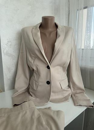 Трикотажний костюм від marccain