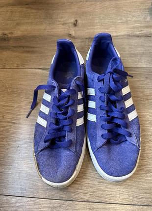 Adidas  campus